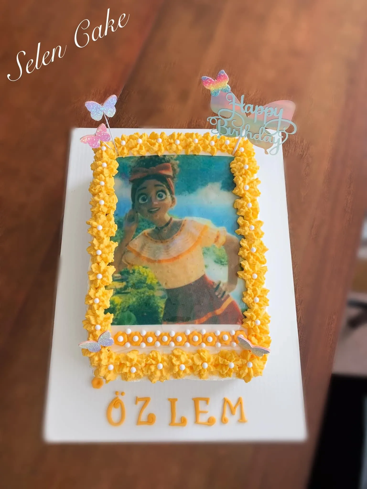 Dolores Cake